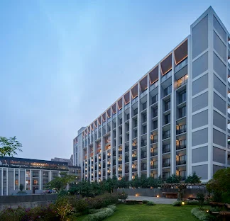 Grand Aston